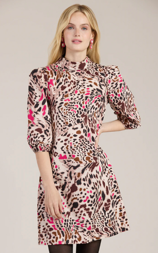 Vicky Velvet Collar