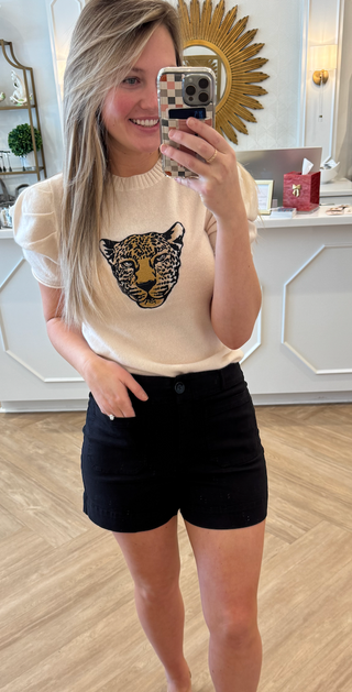 R9050 Black  Woven Short