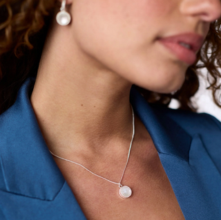 Fleur- de- Lis Solitaire Necklace - Silver- Iridescent